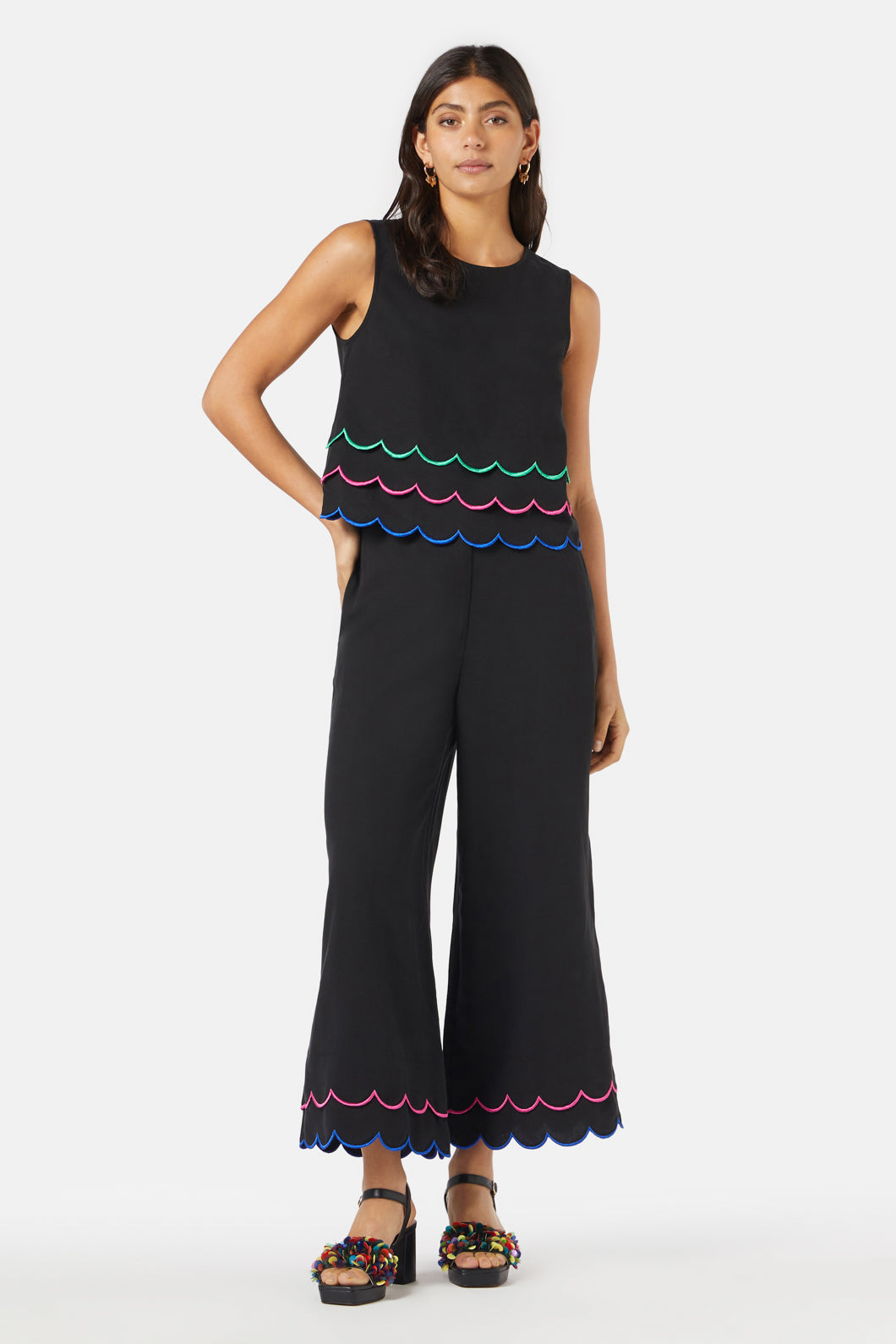 Gorman - Neon Scallop Embroidered Tank - black