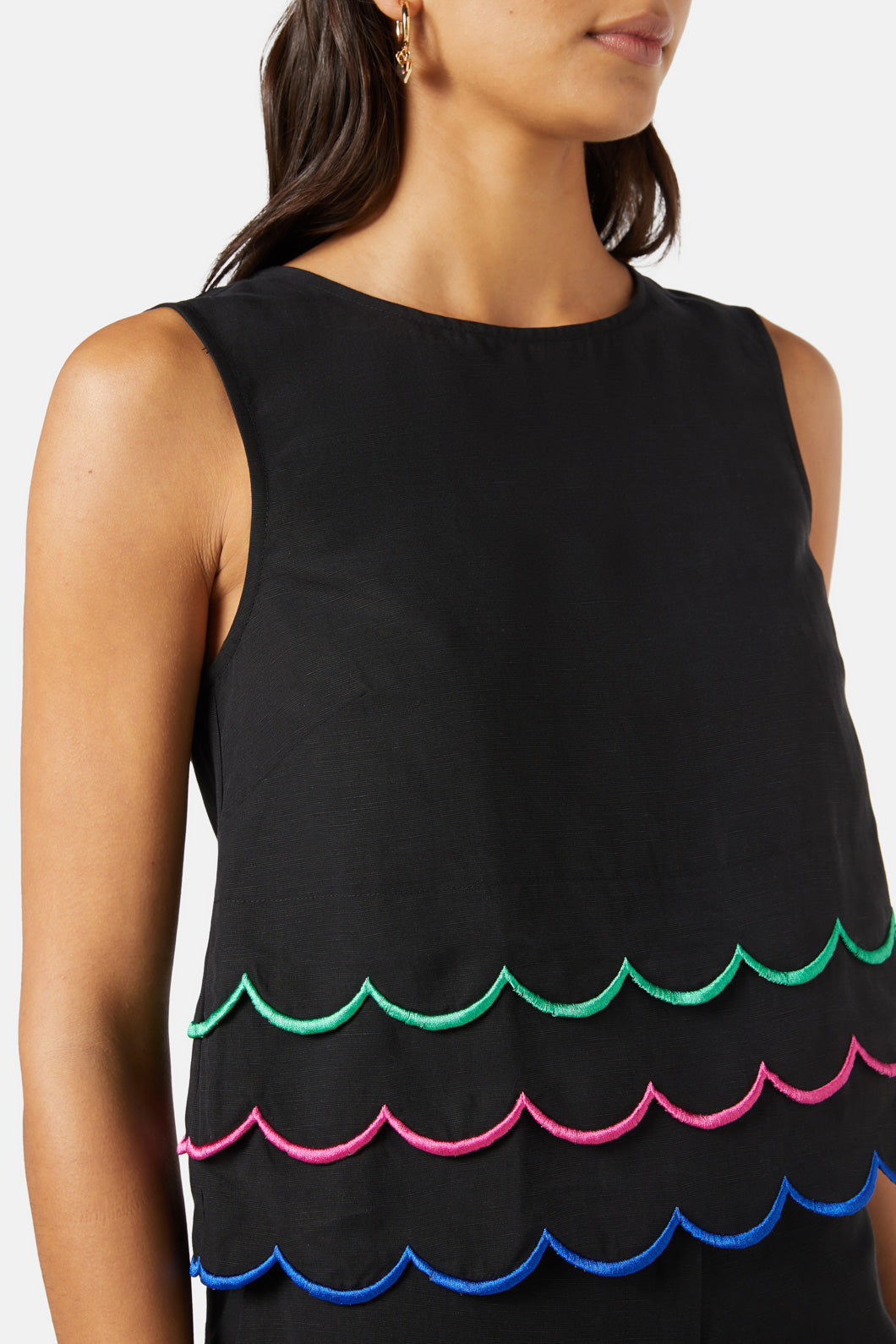 Gorman - Neon Scallop Embroidered Tank - black