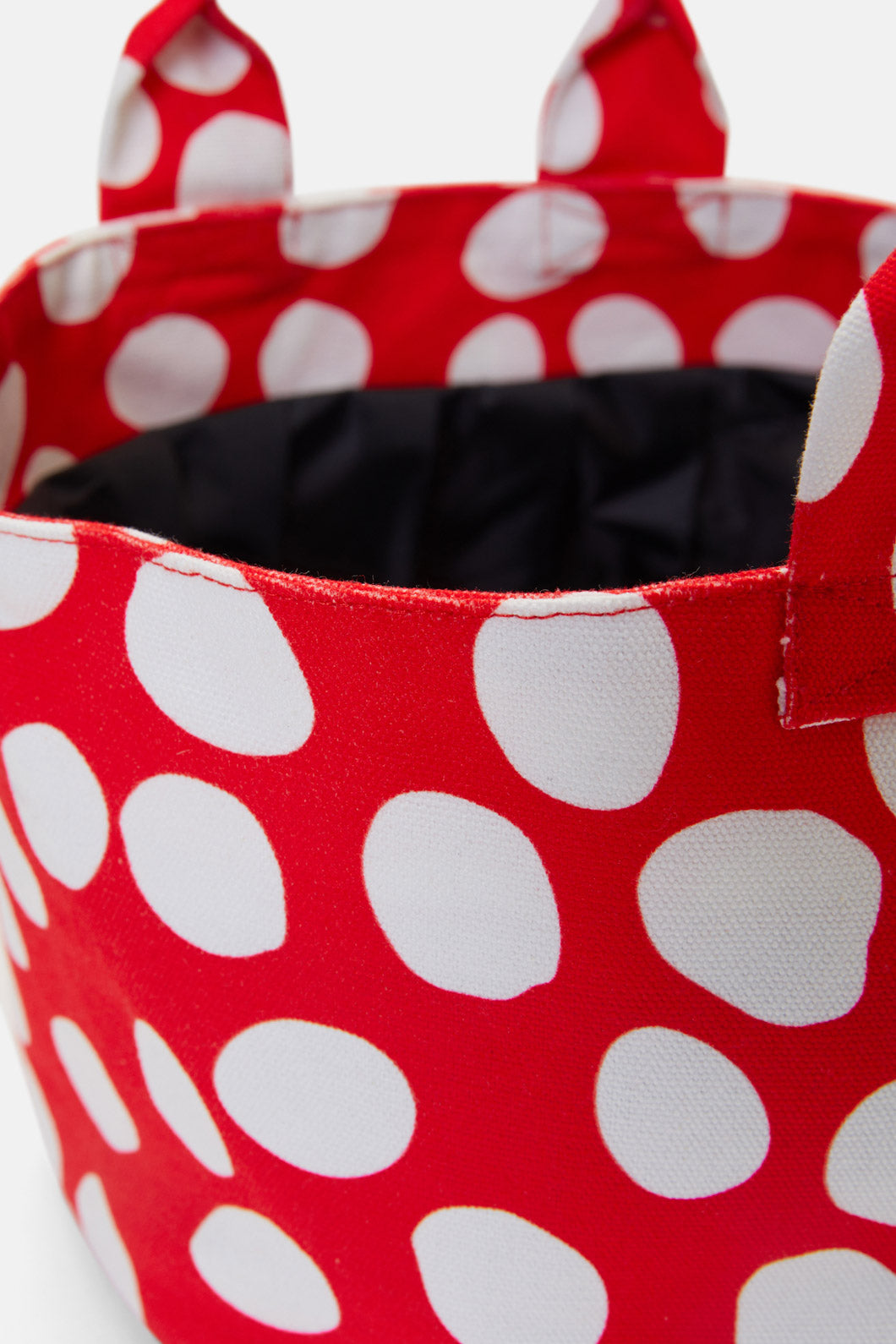 Gorman - Spot Oval Tub - print
