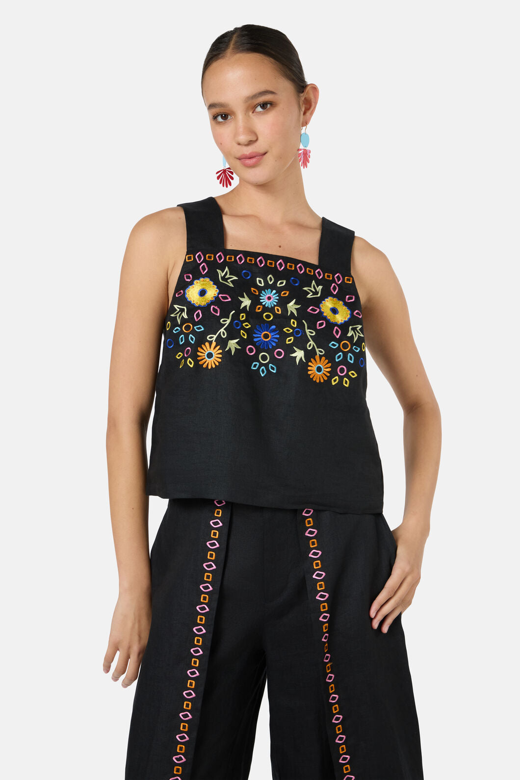 Gorman - Tropic Pop Embroidered Tank - black