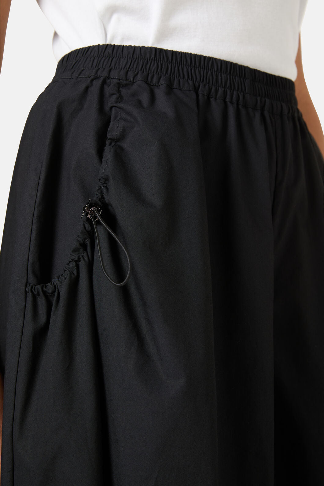 Gorman - Basic Toggle Skort - black