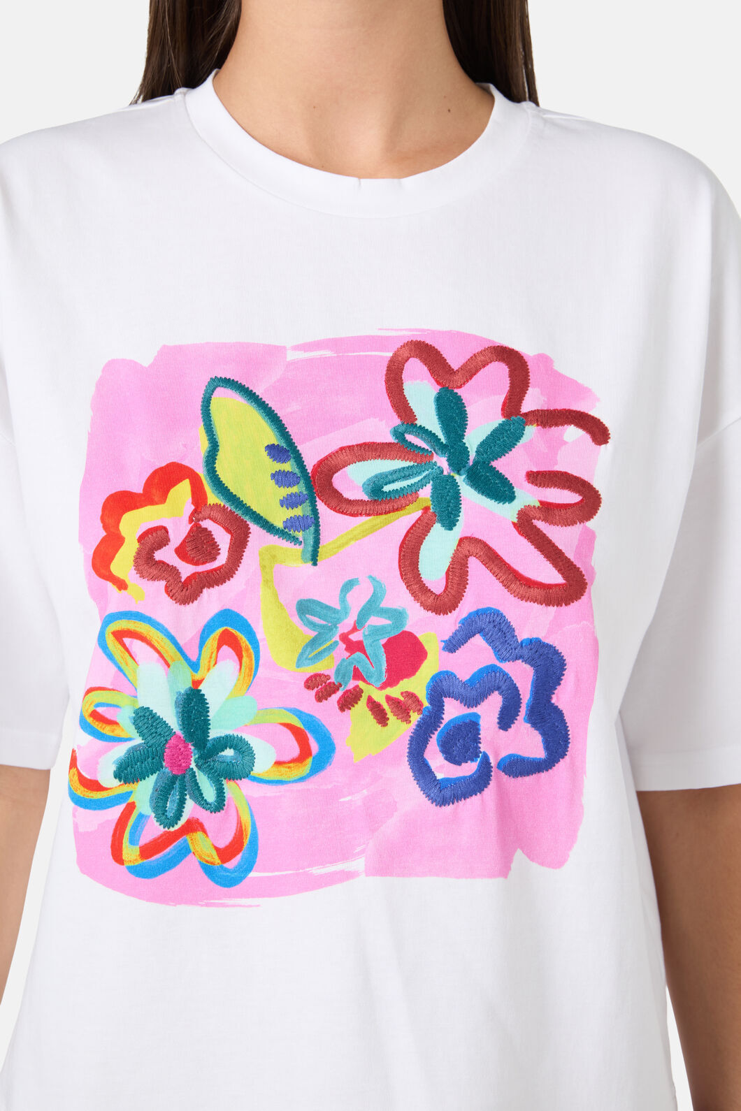 Gorman - Abstract Flower Embroidered Relaxed Tee - print