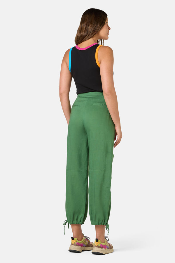 Gorman - Tailored Cargo Pants - green