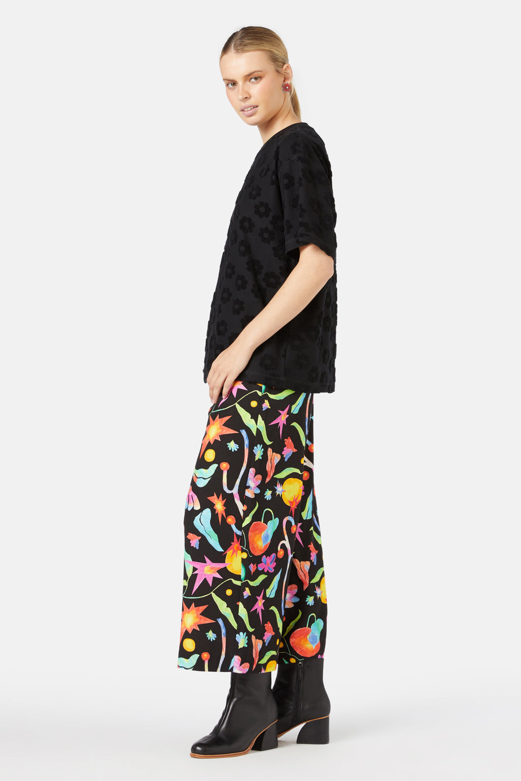 Gorman - Fluffy Fleur Tee - black