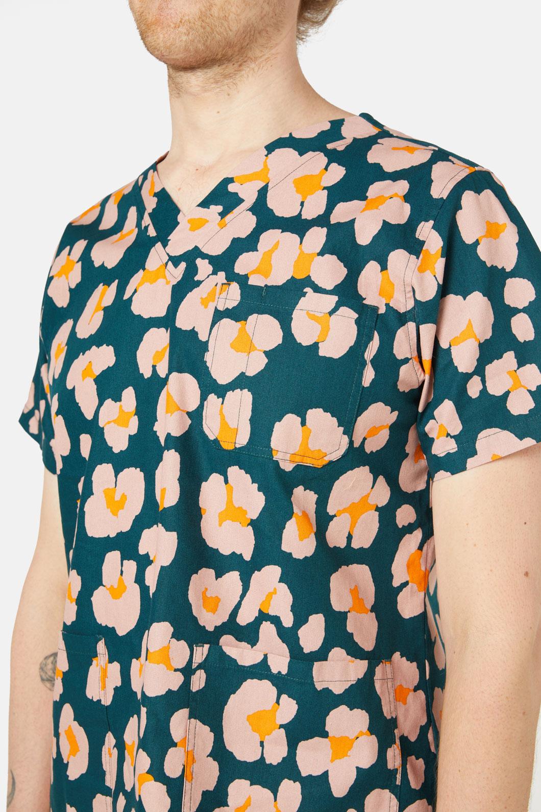 Gorman - Leopards Scrub Set - green