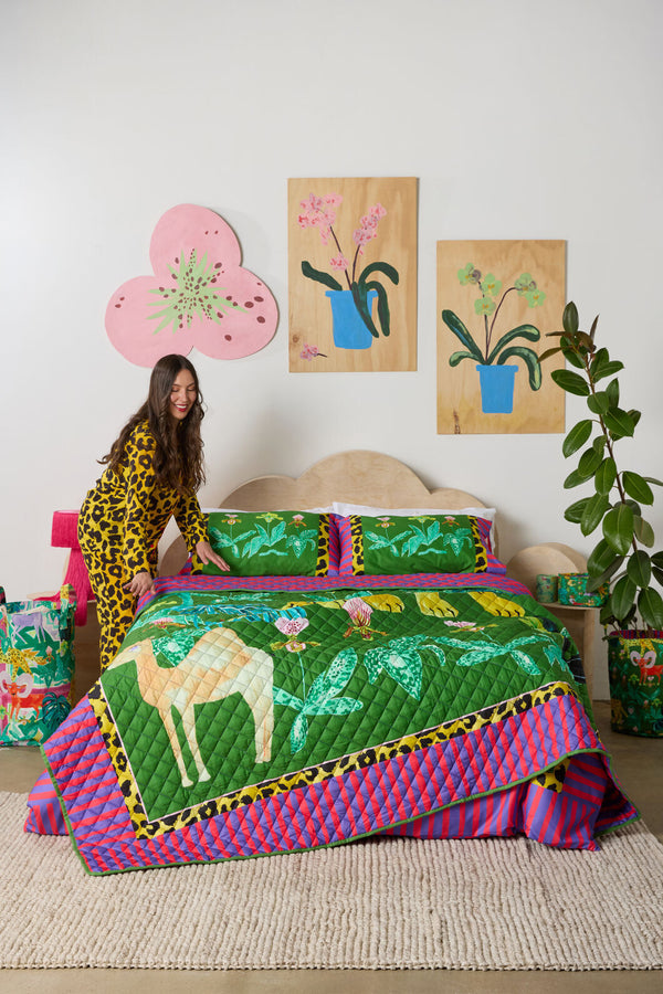 Gorman - Orchid Safari Quilted Coverlet Q/K - print