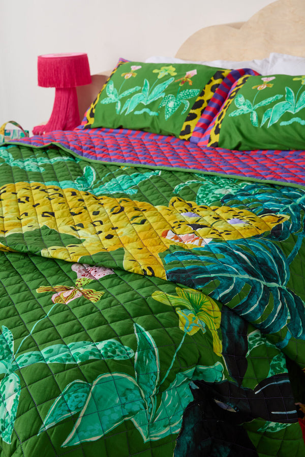 Gorman - Orchid Safari Quilted Coverlet Q/K - print