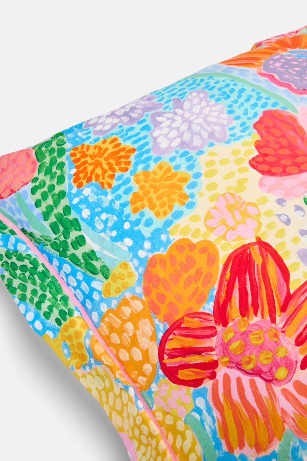 Gorman - Spotted Flower Euro Case - print