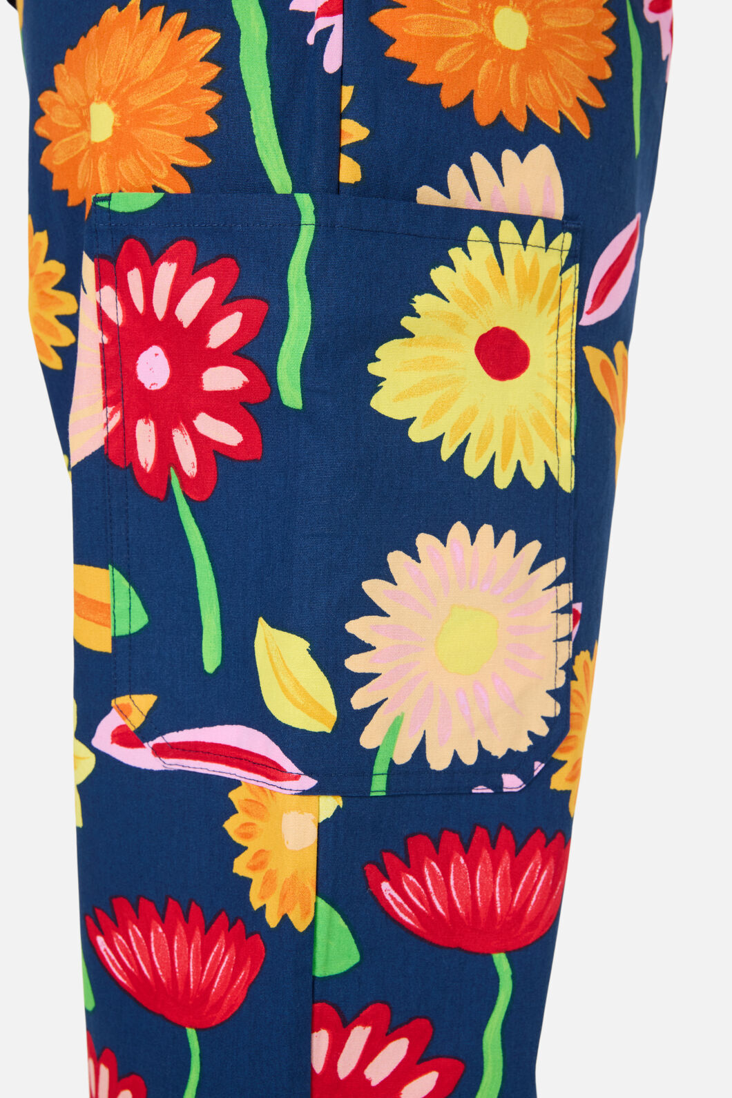 Gorman - Sunshine Flowers scrub set - navy
