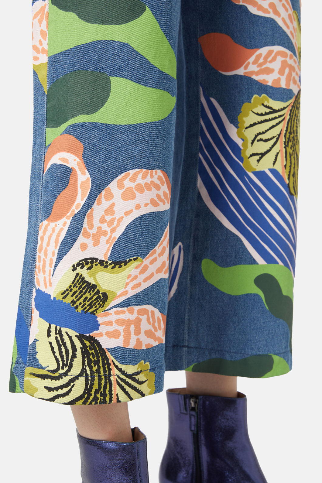 Gorman - Orchid Oasis Jean - mid-blue